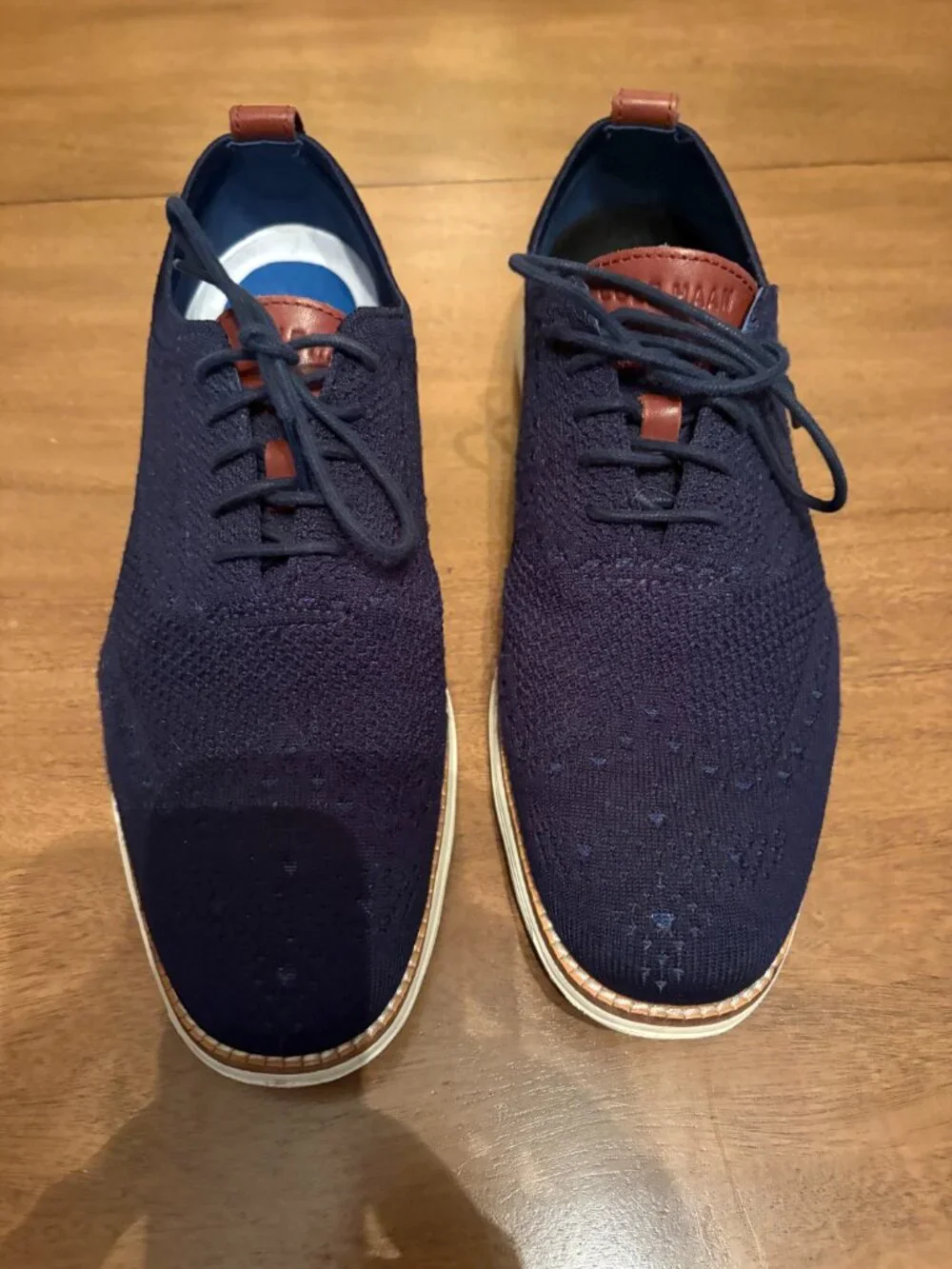 Like New, Men's Cole Haan Original Grand Shortwing Oxford Navy Shoes. Size 9.5